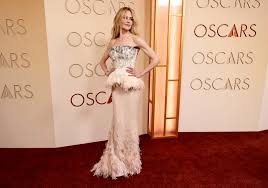 Nicole Kidman returns to Oscars red carpet – See photos