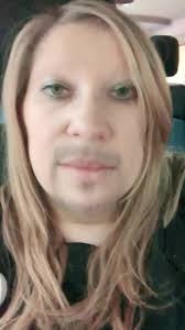 Kerri Armstrong (@kerrib03)