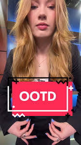 Paula Mckenna's Instagram, Twitter & Facebook