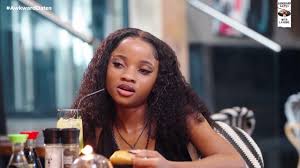 Ehhh!!!! Yoh!!! Let her... - Thulasizwe Lasizwe Dambuza