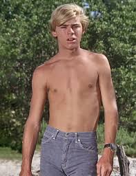 Luke Halpin Nude - A Glimpse into His Private Life