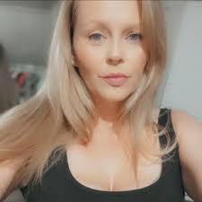 what do a burnt pizza and a pregnant woman have in common?