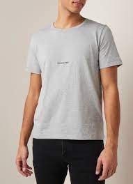 Widest selection of new season & sale only at lyst.com. Saint Laurent Classic Loose Fit T Shirt Aus Baumwolle Mit Logoprint De Bijenkorf