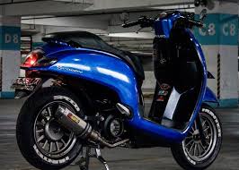 Modifikasi honda scoopy karbu berkelir hitam ini makan biaya segini sob! Modifikasi Honda Scoopy Cafe Racer Asal Bali Ini Modalnya Rp 5 Jutaan Gridoto Com
