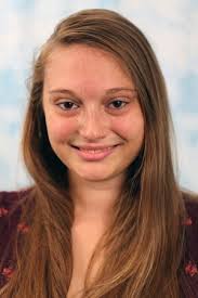 Samantha Speer's Instagram, Twitter & Facebook