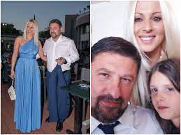 Ξαναδείτε στο ant1 web tv τις αγαπημένες σας εκπομπές από το πρόγραμμα του ant1. Nikos Xardalias Yphr3e Periodos Poy Eixe Na Koimh8ei 3 Meres Eimai Erwteymenh Mazi Toy Dhlwnei H Syzygos Toy