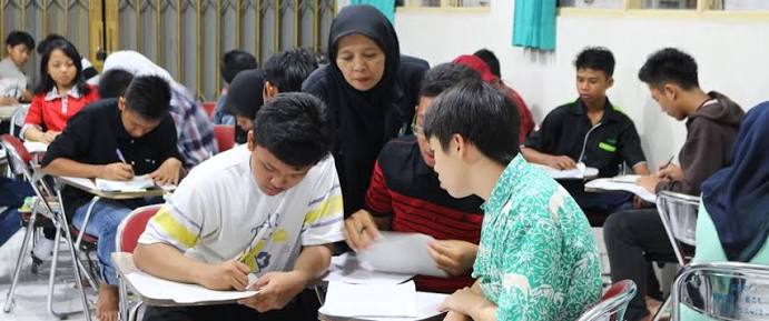 Program Belajar Persiapan Ujian Sekolah dan Ujian Nasional 2015