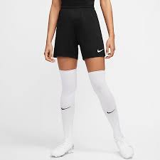Whether you're looking for practice soccer shorts or outfitting a team with matching styles, the boys' and girls' soccer shorts in this collection are designed for every move. Womens Soccer Shorts Nike Com