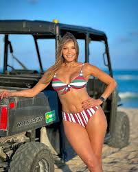 Catherine Fulop - Free sexy pics, galleries & more at Babepedia