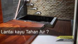 Daftar 9 jenis kayu anti rayap yang tahan air dan awet untuk mebel. Mau Pasang Lantai Kayu Di Kamar Mandi Perhatikan 3 Hal Penting Ini Lantai Kayu Asia Penjual Lantai Kayu Terlengkap Indonesia
