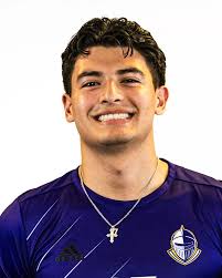 Nicholas Arellano's Instagram, Twitter & Facebook