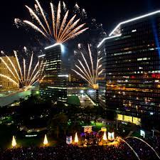Your Weekly Guide To Houston Your Guide To Uptown Holiday Lighting Culturemap Houston