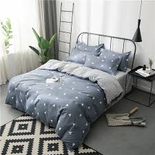 Housse De Couette Scandinave Bleue Et Triangles Couettedouillette Com En 2020 Jeux De Housse De Couette Housse De Couette Housse De Couette Scandinave