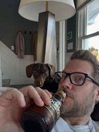 Science says you're a random nobody. It's true. The boffins in white coats  say you're a random nobody—someone forgettable. I stumbled across a study  while reading The Age Of Magical Overthinking by