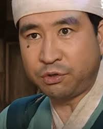 지가 봤슈…!! 지가 두 눈으로 똑똑히 봤슈..!! 이 안에 간식 ...