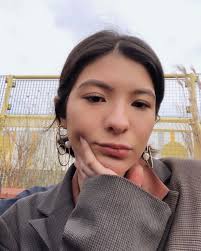 Nama wulan guritno mulai menanjak ketika wajah manisnya yang khas sebagai presenter acara sepak bola kerap menyapa pemirsa televisi. Nuansa Western Ide Nama Bayi Dari Ketiga Anak Wulan Guritno Popmama Com