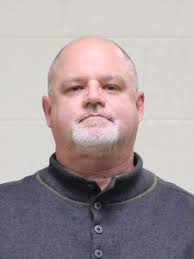 Mason City couple nabbed after explicit photos shown off