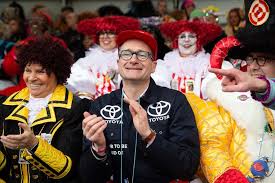 Последние твиты от ben weyts (@benweyts). Toyota Hits Back At Minister Over Insult