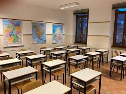 La scuola è un servizio pubblico essenziale, non si può continuare a sacrificare i ragazzi né pensare quanto ai sacrifici, per azzolina ''la scuola ha fatto la sua parte. Riapertura Scuole 7 Gennaio Ecco Dove Si Rientrera Con Orari D Ingresso Differenziati Pranzo E Tempo Per I Compiti Orizzonte Scuola Notizie