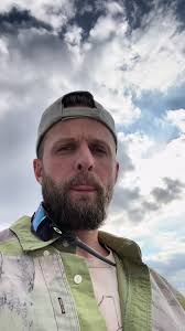 New podcast with Steve Smith out now! Steve Smith is head creative director  of Donda and works with Kanye more coosely than anyone. #stevensmith  #stevesmith #yeezy #donda #dondadesign