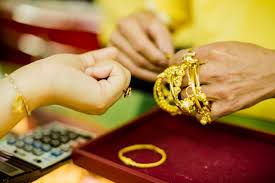 Since you have provided collateral, and the pawn shop can sell it for loan repayment, there is no need for a credit check or bank account. Pawn Shop Interest Rates Vs Personal Loan Interest Rates In Singapore