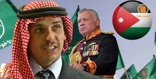 وأوضحت الصحيفة، نقلا عن مسؤول استخباراتي مطلع، أن الأمير حمزة بن الحسين وضع تحت الإقامة الجبرية في قصره بعمان. 0xo Iqnkw6d9m