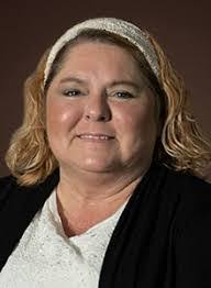 Tina Pray's Instagram, Twitter & Facebook