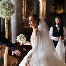 Ich biete meines hochwertigen hochzeitskleid zum. Hochzeit Welche Frisur Passt Zu Welchem Kleid Gala De