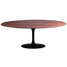 85.54 x 68.91 x 88.31 polys: Tulip Oval Wooden Table Diiiz