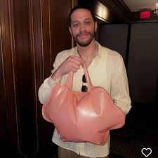 Pete Davidson Stan 18+