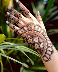 Minimalistic Mandala Mehendi Designs For Intimate Weddings In 2020 Bridal Mehendi Designs Latest Bridal Mehndi Designs Mehndi Designs For Beginners