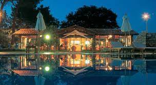 Hi/low, realfeel®, precip, radar, & everything you need to be ready for the day, commute, and weekend! Weekend Vicino Terme Di Saturnia Camere Con Vasca Idromassaggio
