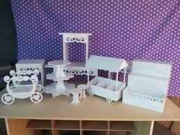 Stilvolle gläser für alltag und festliche anlässe. Muebles De Candy Bar Incorporados Para Tus Fiestas By Ella Carritos De Dulces Mobiliario Para Fiestas Decoracion De Fiesta