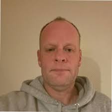 I dag har vi sendt en værdsat og betroet medarbejder ud af døren for sidste  gang. Aya Kais stopper nemlig hos os, da hun har fundet arbejde tættere på  sin hverdag i