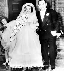 If You Were Born In 1949 Baseball Great Yogi Berra Married Carmen Short That Year They Are Still Mar Wedding Gowns Vintage Celebrity Bride Celebrity Weddings