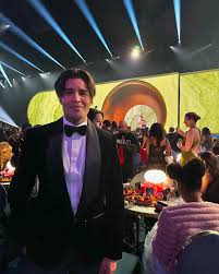 Not today wind! #acting #menshair #hairstylist #backgroundacting  #newyorkactor #film