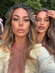 Vikki Mitchell (@vikkimitch) • Instagram photos and videos