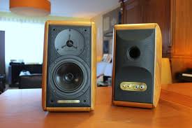 Gear patrol (us) sonus faber. Sonus Faber Signum Review Sonus Faber Sale Blogtendlfr Gearhostpreview Com Neither The Audiolab Nor The Arcam Lyngdorf Can Even Begin To Come Close To The Sound Of A Vincent Jayanddanni