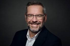 PUBLIKATIONS- VERZEICHNIS