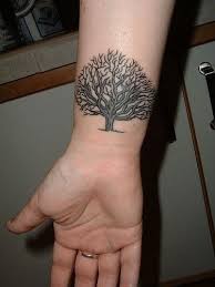 Quand vous avez une sœur (vous n'avez pas besoin d'être votre parent, bien sûr), la vie devient plus brillante; 89 Tatouages Impressionnants D Arbres De Vie