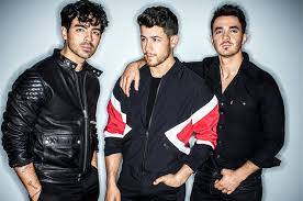 Up to 4k!music video by jonas brothers performing lovebug. Jonas Brothers Lovebug Lyrics Lyrics My
