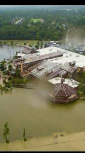 Bass Pro Shop In Denham Springs La Flood 2016 Louisiana Flooding Louisiana Swamp Louisiana