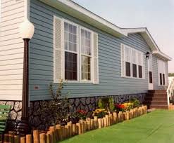 The steps to whitewash walls are super simple: 40 Exterior Paint Color Ideas For Mobile Homes Roundecor