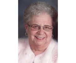 Elizabeth Meany's Instagram, Twitter & Facebook