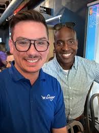 Randy Winbush's Instagram, Twitter & Facebook