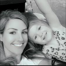 Hi, my beautiful 3 week old baby Saphari Love was born with 2 fingers