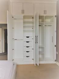 A Bespoke Floor To Ceiling Wardrobe Closet Layout Bedroom Closet Design Floor To Ceiling Wardrobes