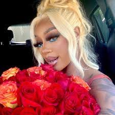 Angelica Grady's Instagram, Twitter & Facebook