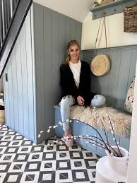 We cleaned it up and re installed it in the hallway. Woman Turns 1930s Family Home Into A Modern Masterpiece Ladbible