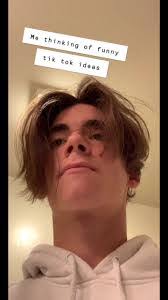 Caleb Snell's Instagram, Twitter & Facebook